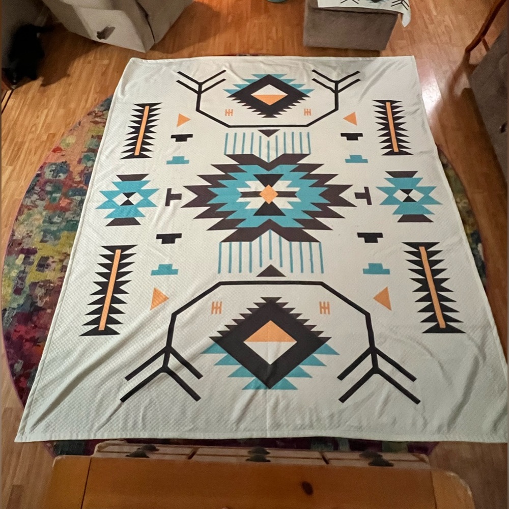 Queen size Ambesonne Southwestern Bedspread and pillow shams